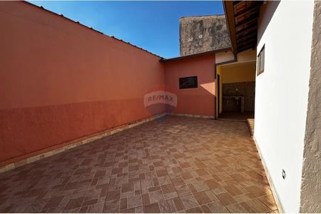 8_photo/94b996028d.3c2637ef58290670-ATLAS-dc2f41a3-b8e1-46a6-8a95-22055e43f202.jpg de casa para alugar com 3 quartos, 133m² em Jardim Arlindo Laguna, Ribeirão Preto
