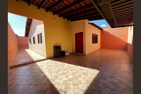 2_photo/94b996028d.8c4baec503b49f1c-ATLAS-2a48ba88-6713-4080-90c3-c1f2da0b3aa1.jpg de casa à venda com 3 quartos, 133m² em Jardim Arlindo Laguna, Ribeirão Preto