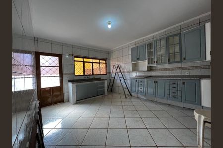 7_photo/94b996028d.8c4baec503b49f1c-ATLAS-67a2c3b7-5694-42b8-aade-bebfce11c6a3.jpg de casa à venda com 3 quartos, 133m² em Jardim Arlindo Laguna, Ribeirão Preto