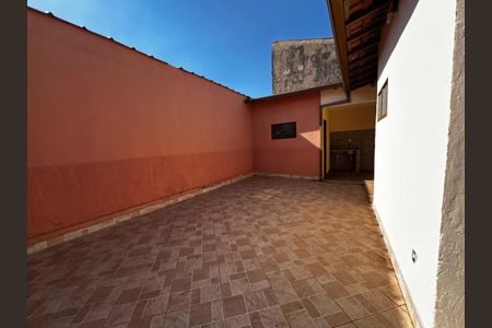 8_photo/94b996028d.8c4baec503b49f1c-ATLAS-c7aeb9b8-c2c5-4c1e-a104-e04634d82722.jpg de casa à venda com 3 quartos, 133m² em Jardim Arlindo Laguna, Ribeirão Preto