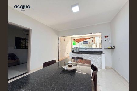 3_photo/94b99603a9.a5b61410c387fb0a-ATLAS-351a4aed-e403-4e1f-b4db-e4025049bc44.jpg de casa à venda com 3 quartos, 184m² em Planalto Verde, Ribeirão Preto