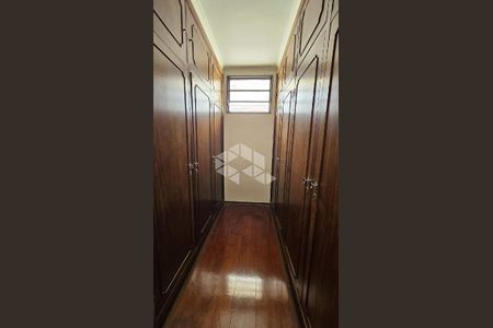 8_photo/94b99607bd.ea44b0009f7abdef-ATLAS-b91314a0-2dda-4fb4-a236-6f650e2fe96e.jpg de casa à venda com 3 quartos, 296m² em Planalto Verde, Ribeirão Preto