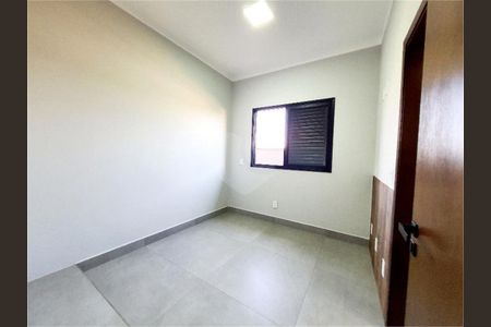 4_photo/94b9b761e5.6721d330cc8d7611-ATLAS-efc1a514-8a4e-4455-8701-e37f23366c36.jpg de casa à venda com 3 quartos, 159m² em Bonfim Paulista, Ribeirão Preto