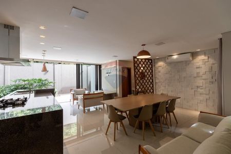 7_photo/94b9b863d9.f5994e8b2021a887-ATLAS-5e08106a-755b-4be8-8d5f-a33c895eeef6.jpg de casa à venda com 3 quartos, 230m² em Ribeirão Preto, Ribeirão Preto