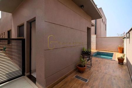 12_photo/94b9b887d5.64b3ee7f892ddf1a-ATLAS-49f9f155-2eef-40a2-bf0a-0282a0b98e79.jpg de casa de condomínio à venda com 3 quartos, 154m² em Recreio das Acacias, Ribeirão Preto