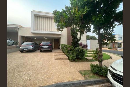 3_photo/94b9b88bbf.b88c9f23dde11cca-ATLAS-6e4d6ab4-090e-4afc-a0d0-9e7aa3d9b62e.jpg de casa à venda com 4 quartos, 265m² em Recreio das Acacias, Ribeirão Preto