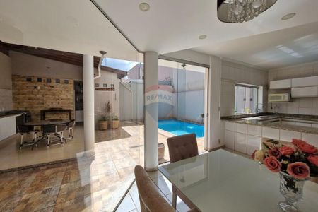 18_photo/94b9b898cb.4cea1a0b3f6bbd2f-ATLAS-735491d7-eed8-4755-ade4-a10d8050ddf8.jpg de casa à venda com 3 quartos, 201m² em Residencial Greenville, Ribeirão Preto