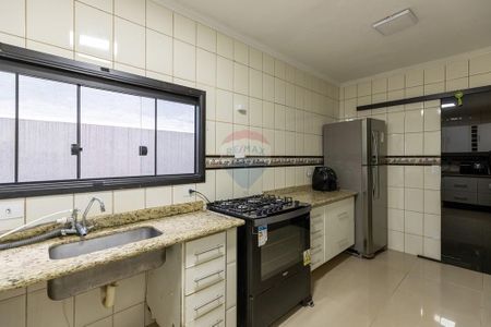 10_photo/94b9b89de7.d55b36f64ebf45c1-ATLAS-30d9ed58-4dd5-48c3-b97e-e513dffe5626.jpg de casa à venda com 2 quartos, 134m² em Jardim Roberto Benedetti, Ribeirão Preto