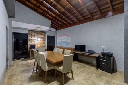 3_photo/94b9b89de7.d55b36f64ebf45c1-ATLAS-91b7bf1a-df90-45ce-98ae-178d21121bbc.jpg de casa à venda com 2 quartos, 134m² em Jardim Roberto Benedetti, Ribeirão Preto