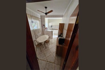 3_photo/94b9b89e55.63bb9c76d918f500-ATLAS-b7800ae4-b542-4d5f-8f2f-56244d79a680.jpg de casa de condomínio à venda com 3 quartos, 160m² em Jardim Manoel Penna, Ribeirão Preto