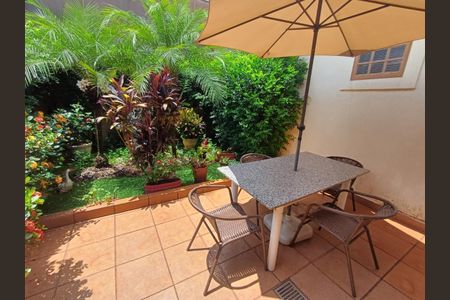 4_photo/94b9b8a033.bf6e144acc7ff544-ATLAS-10b050c3-4bfc-4e11-9abe-56e99286a8c0.jpg de casa à venda com 3 quartos, 147m² em Jardim Manoel Penna, Ribeirão Preto