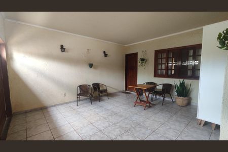 5_photo/94b9b8a033.bf6e144acc7ff544-ATLAS-6575b7e5-e881-4df9-a682-9909b5e93fde.jpg de casa à venda com 3 quartos, 147m² em Jardim Manoel Penna, Ribeirão Preto