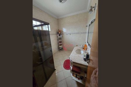 3_photo/94b9b8a591.d9e805ee4f40aea2-ATLAS-90ea490c-6c35-487e-ba2e-0a4f296de221.jpg de casa à venda com 3 quartos, 238m² em Ribeirânia, Ribeirão Preto