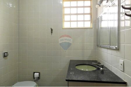 19_photo/94b9b8aeb5.b8c4f165c1f119ea-ATLAS-29afd276-0941-41cd-a886-aaa99ac38fa0.jpg de casa à venda com 3 quartos, 244m² em Ribeirânia, Ribeirão Preto