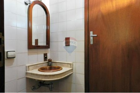 5_photo/94b9b8aeb5.b8c4f165c1f119ea-ATLAS-2b64790c-e33b-4db6-bb96-133e4d3963be.jpg de casa à venda com 3 quartos, 244m² em Ribeirânia, Ribeirão Preto