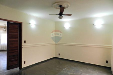 9_photo/94b9b8aeb5.b8c4f165c1f119ea-ATLAS-6bed4326-a0a2-4ca6-8187-1817bc3961ec.jpg de casa à venda com 3 quartos, 244m² em Ribeirânia, Ribeirão Preto