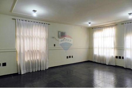 7_photo/94b9b8aeb5.b8c4f165c1f119ea-ATLAS-70bd86cf-4f1f-4223-a505-c33dc81f8e9a.jpg de casa à venda com 3 quartos, 244m² em Ribeirânia, Ribeirão Preto