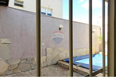 24_photo/94b9b8aeb5.b8c4f165c1f119ea-ATLAS-ebf54016-f92a-4aa5-bcee-b3a7b9b1c00a.jpg de casa à venda com 3 quartos, 244m² em Ribeirânia, Ribeirão Preto