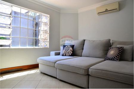 5_photo/94b9b8aecf.188a27b9c66a5139-ATLAS-27bb6d2f-e40c-4c27-b62e-84294d9daac6.jpg de casa à venda com 5 quartos, 456m² em Ribeirânia, Ribeirão Preto