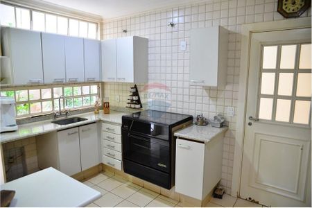 5_photo/94b9b8aecf.188a27b9c66a5139-ATLAS-28f78ffc-b5cf-4d21-a8e6-ad343acaf47d.jpg de casa à venda com 5 quartos, 456m² em Ribeirânia, Ribeirão Preto