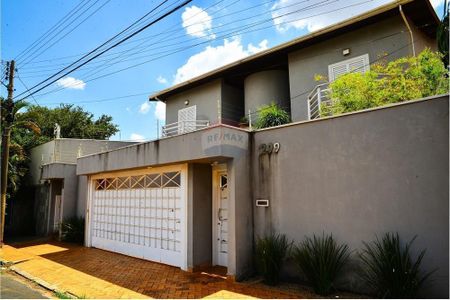 6_photo/94b9b8aecf.188a27b9c66a5139-ATLAS-2942cebd-4a2e-473e-b27b-52a05757b8d2.jpg de casa à venda com 5 quartos, 456m² em Ribeirânia, Ribeirão Preto