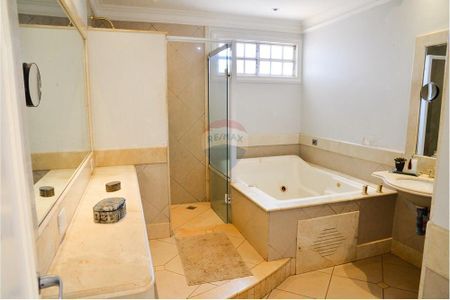 27_photo/94b9b8aecf.188a27b9c66a5139-ATLAS-63fb81da-4a63-4d7e-9b5d-c8149883ec2f.jpg de casa à venda com 5 quartos, 456m² em Ribeirânia, Ribeirão Preto