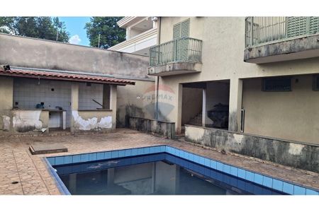 38_photo/94b9b8b02b.2a31a181cf98d50c-ATLAS-ea9ef176-9509-4c48-9808-5e77abaa7d18.jpg de casa à venda com 5 quartos, 250m² em Ribeirânia, Ribeirão Preto