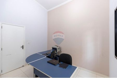 18_photo/94b9b8b039.06254e2798eb0a90-ATLAS-4b1f76f7-0cac-425f-9bcc-ed37dde0aa94.jpg de casa à venda com 4 quartos, 244m² em Ribeirânia, Ribeirão Preto