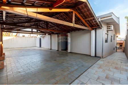 44_photo/94b9b8b039.06254e2798eb0a90-ATLAS-e220ea93-d8e9-4229-be23-0c7c03b77c0e.jpg de casa à venda com 4 quartos, 244m² em Ribeirânia, Ribeirão Preto