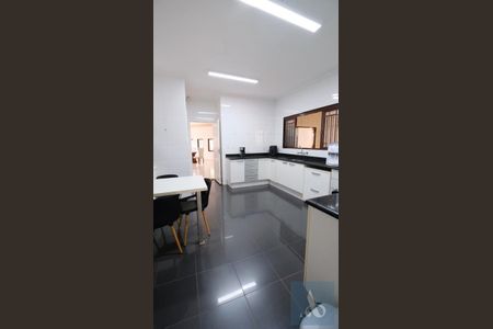 7_photo/94b9b8b0ff.64b3ee7f892ddf1a-ATLAS-51523be1-76ce-4d67-a6df-342e3f0c866c.jpg de casa à venda com 4 quartos, 754m² em Ribeirânia, Ribeirão Preto