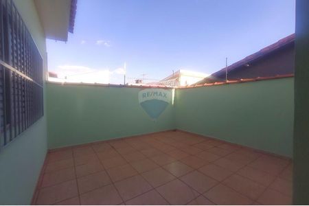 29_photo/94b9b8b2b9.31fa6799cfd26a89-ATLAS-36318159-f848-4e5d-9227-d68655b1177f.jpg de casa à venda com 3 quartos, 172m² em Nova Ribeirânia, Ribeirão Preto