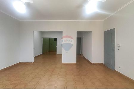 9_photo/94b9b8b2b9.31fa6799cfd26a89-ATLAS-5a4333da-53d9-48b1-aab6-e20bf842f944.jpg de casa à venda com 3 quartos, 172m² em Nova Ribeirânia, Ribeirão Preto