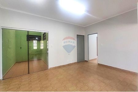 8_photo/94b9b8b2b9.31fa6799cfd26a89-ATLAS-67e6f1b1-ffba-441d-b6e4-6c9c3cf4de30.jpg de casa à venda com 3 quartos, 172m² em Nova Ribeirânia, Ribeirão Preto