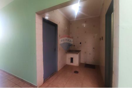 25_photo/94b9b8b2b9.31fa6799cfd26a89-ATLAS-7ebb4fda-e38d-4929-b7ff-5949af9e66f7.jpg de casa à venda com 3 quartos, 172m² em Nova Ribeirânia, Ribeirão Preto