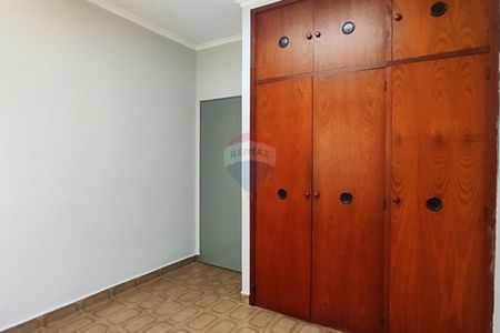 24_photo/94b9b8b2b9.31fa6799cfd26a89-ATLAS-912dd60e-d568-4d1f-9755-c58525d42ef9.jpg de casa à venda com 3 quartos, 172m² em Nova Ribeirânia, Ribeirão Preto