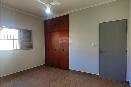 20_photo/94b9b8b2b9.31fa6799cfd26a89-ATLAS-ec5c600d-512a-4041-b383-5cdc7e1f88a5.jpg de casa à venda com 3 quartos, 172m² em Nova Ribeirânia, Ribeirão Preto