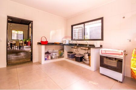 17_photo/94b9b8b589.912bb953107d94de-ATLAS-650573e2-4165-4911-b8d7-5aeb8eebd1b2.jpg de casa à venda com 4 quartos, 325m² em Ribeirânia, Ribeirão Preto