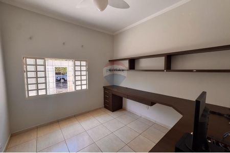 5_photo/94b9b8b729.84d273d2e1abbbdc-ATLAS-59ad4645-d18c-4f46-bda4-939979180581.jpg de casa à venda com 4 quartos, 277m² em Ribeirânia, Ribeirão Preto
