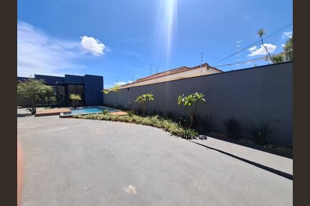 3_photo/94b9b8b8df.2a94c334db51e0bf-ATLAS-274318b6-e84d-4ccc-8db5-86406415dc9c.jpg de casa à venda com 4 quartos, 260m² em City Ribeirão, Ribeirão Preto