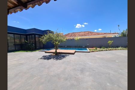 38_photo/94b9b8b8df.2a94c334db51e0bf-ATLAS-9c6c5993-ed4d-4de5-bc6c-61a56951d856.jpg de casa à venda com 4 quartos, 260m² em City Ribeirão, Ribeirão Preto