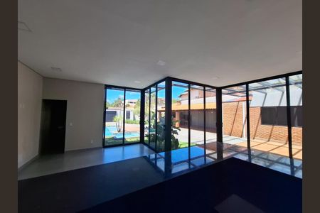 5_photo/94b9b8b8df.2a94c334db51e0bf-ATLAS-d1f46866-5017-4d79-a7fc-27d7d58bf9ce.jpg de casa à venda com 4 quartos, 260m² em City Ribeirão, Ribeirão Preto