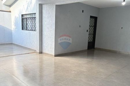 7_photo/94b9b8b9a7.4a782679eeb82acf-ATLAS-5473c4dc-067b-4e31-bb5b-0f51732d926d.jpg de casa à venda com 3 quartos, 180m² em Subsetor Sul - 6 (S-6), Ribeirão Preto