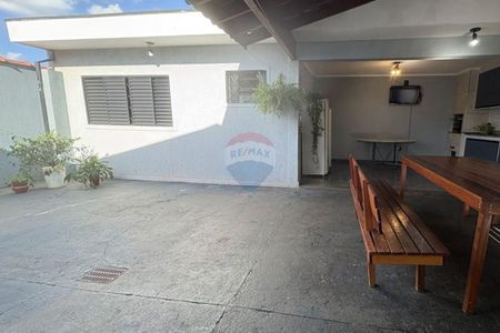 13_photo/94b9b8b9a7.4a782679eeb82acf-ATLAS-9c60d085-474d-42a9-bbc4-c1709f6b306e.jpg de casa à venda com 3 quartos, 180m² em Subsetor Sul - 6 (S-6), Ribeirão Preto