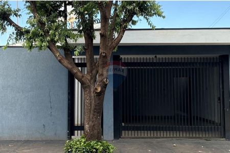 3_photo/94b9b8b9a7.4a782679eeb82acf-ATLAS-e6d8f018-bc8d-4e5c-bcea-9a819efff07a.jpg de casa à venda com 3 quartos, 180m² em Subsetor Sul - 6 (S-6), Ribeirão Preto