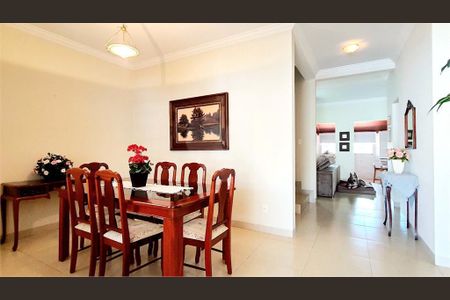 4_photo/94b9b8bab5.3c2637ef58290670-ATLAS-ec57dbe1-b8a4-40a2-81fb-06777af87433.jpg de casa à venda com 3 quartos, 313m² em Ribeirânia, Ribeirão Preto