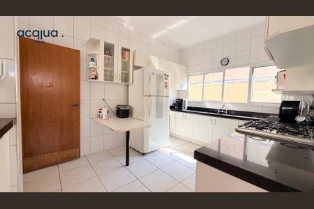 17_photo/94b9b8bc2d.caf6c04f909f2ef2-ATLAS-ea76f8c1-7e1c-4b05-bad9-637f2da16c31.jpg de casa à venda com 3 quartos, 271m² em City Ribeirão, Ribeirão Preto