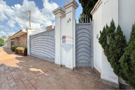 24_photo/94b9b8be71.b37fb779aadef412-ATLAS-007e1e11-54c0-4adb-8022-c3975ae3584b.jpg de casa à venda com 3 quartos, 314m² em Jardim Manoel Penna, Ribeirão Preto