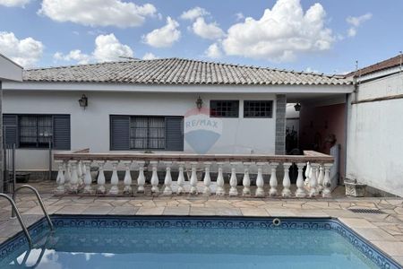 18_photo/94b9b8be71.b37fb779aadef412-ATLAS-049fa599-8d83-4ab6-865b-aa6be79e6293.jpg de casa à venda com 3 quartos, 314m² em Jardim Manoel Penna, Ribeirão Preto