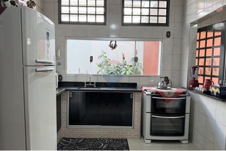 11_photo/94b9b8be71.b37fb779aadef412-ATLAS-0cf1d5b3-bcce-4895-a41a-b45e0107d8a7.jpg de casa à venda com 3 quartos, 314m² em Jardim Manoel Penna, Ribeirão Preto