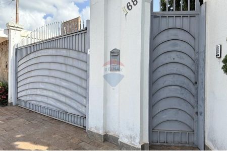 11_photo/94b9b8be71.b37fb779aadef412-ATLAS-4ee3cdc3-488a-46b9-ae4b-9a708d68c4b7.jpg de casa à venda com 3 quartos, 314m² em Jardim Manoel Penna, Ribeirão Preto